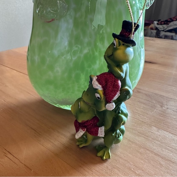 Leap Frogs 3 Stacked Up Christmas Ornament / Decoration - Picture 4 of 7